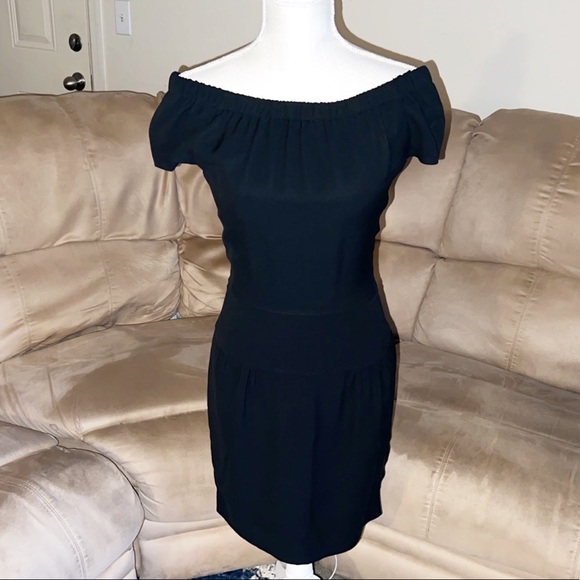 BURBERRY Silk Off The Shoulder Mini Dress - Picture 3 of 7